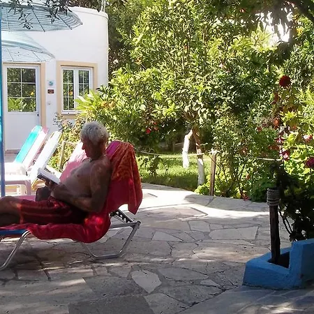 Aparthotel Kastro