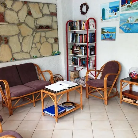 Kastro Aparthotel