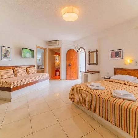 Kastro Aparthotel Myrtos
