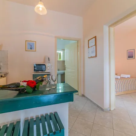 Kastro 3*