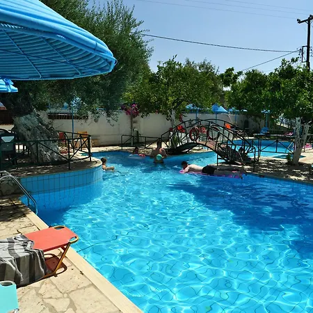 Kastro Aparthotel