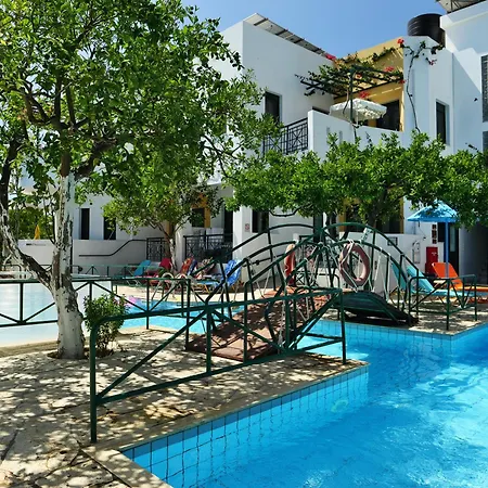 Kastro Aparthotel 3*