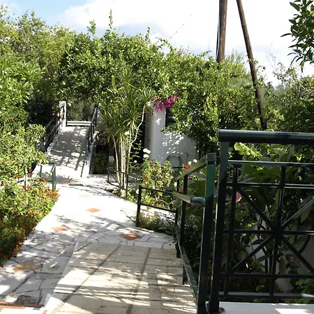 Aparthotel Kastro 3*